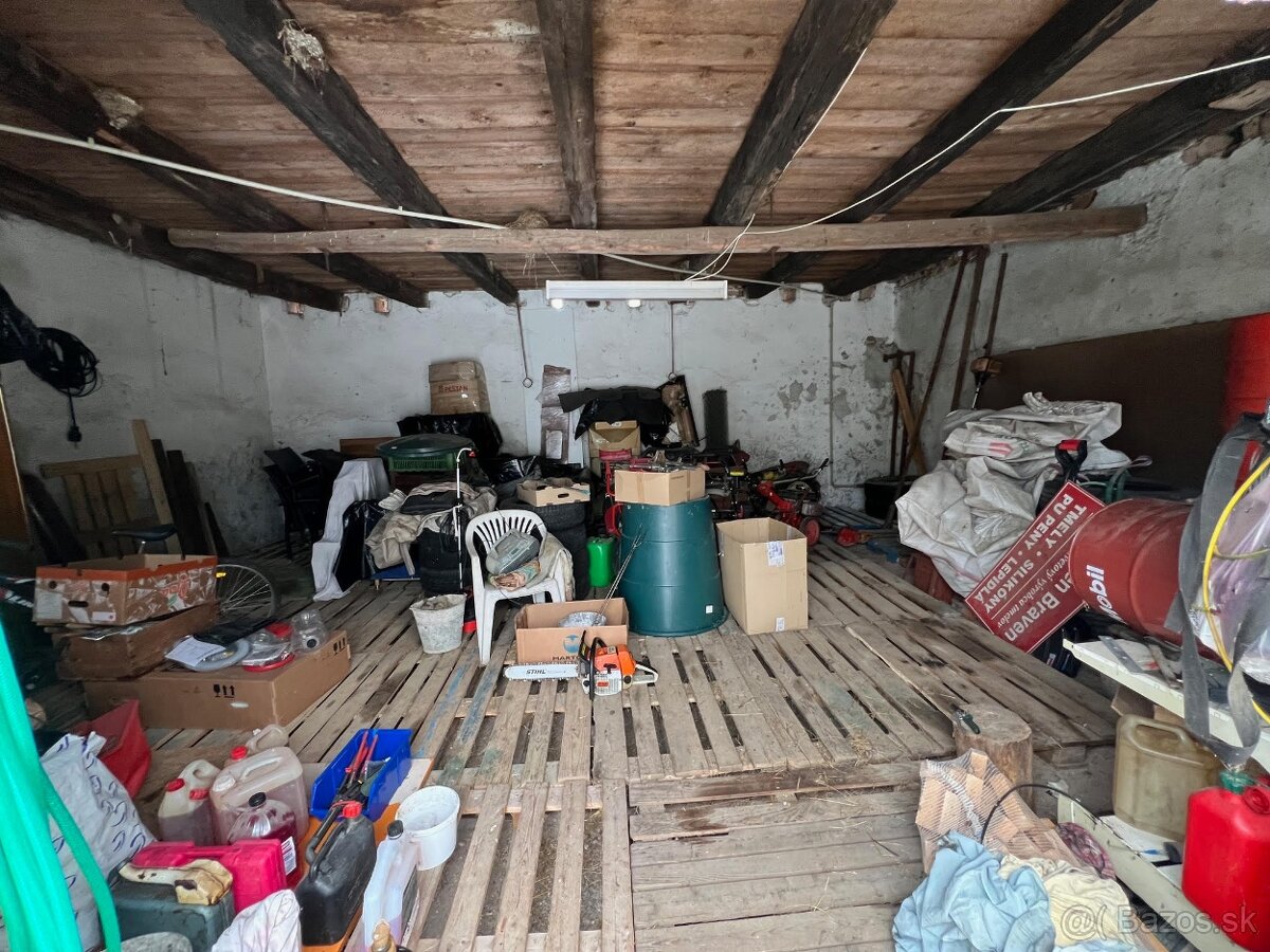 Rodinný dom/predajňa - 18