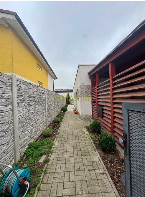 Rodinný dom v Stupave na ulici Sama Tomašíka - 18