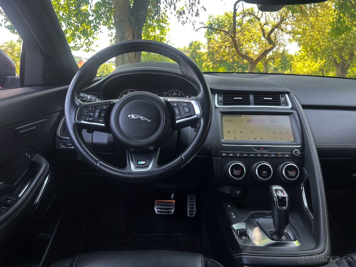 Jaguar E-Pace 2.0 184kW Benzín R-Dynamic AWD A/T,SK vozidlo - 18