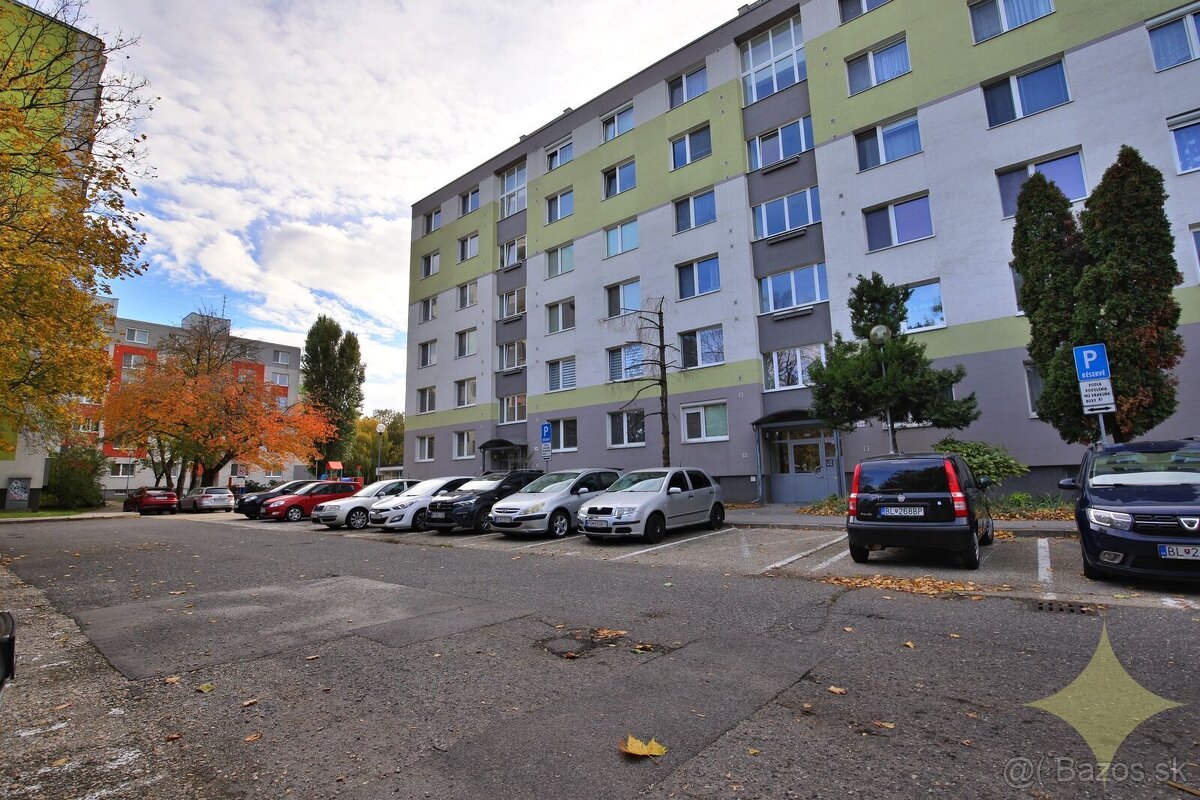 Ponúkame na predaj veľký 2-izbový byt vo Vrakuni - 18