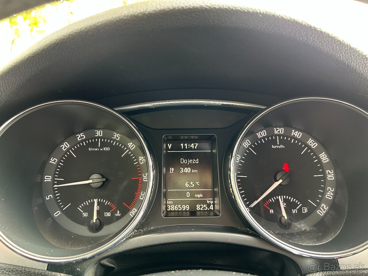 Škoda Superb 2 Combi 2.0 TDI 103Kw 2010 Elegance - 18