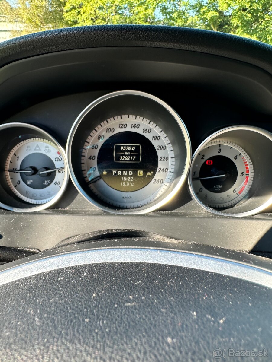 Mercedes Benz 300 CDI 4 Matic - 18