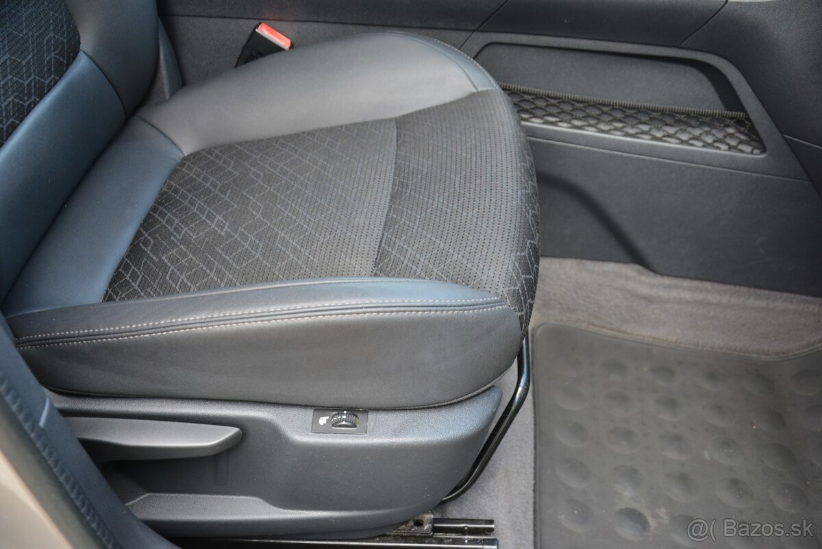 Peugeot 3008 1.60 Hdi, SR pôvod 1 majiteľ - 18