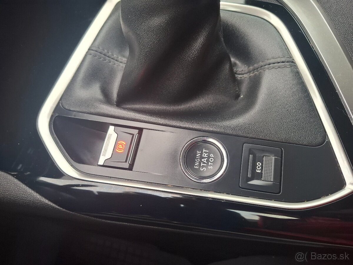 Peugeot 3008 1,5 BLUEHDI,96 kw,109000 Km,LED,NAVI,KAMERA.,.. - 18