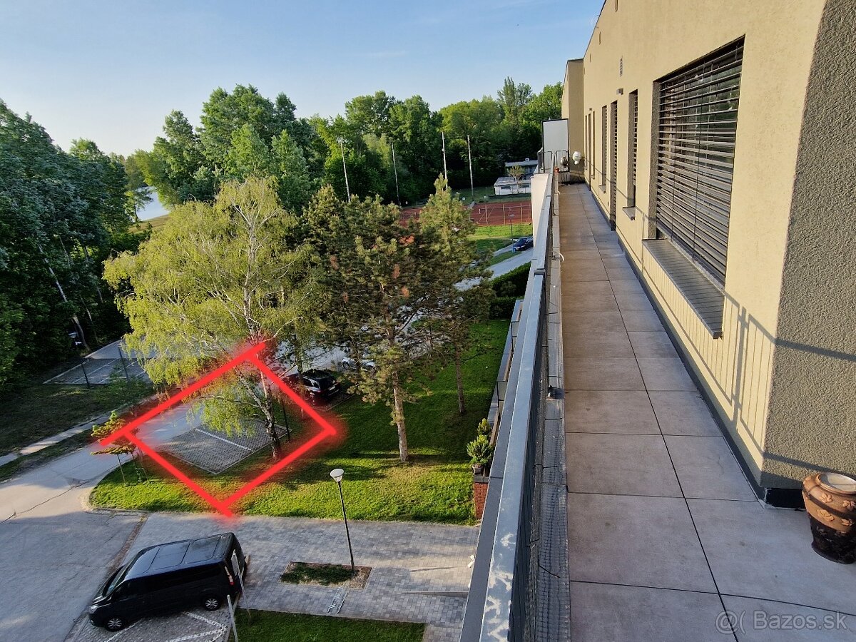 Jedinečný nový strešný veľký slnečný byt s veľkou terasou - 18