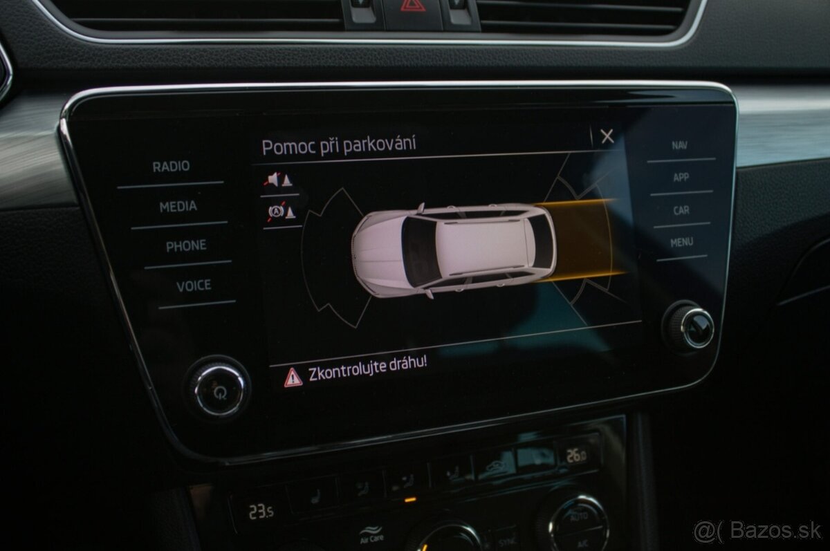 Škoda Superb Combi 2.0 TDI DSG - 18