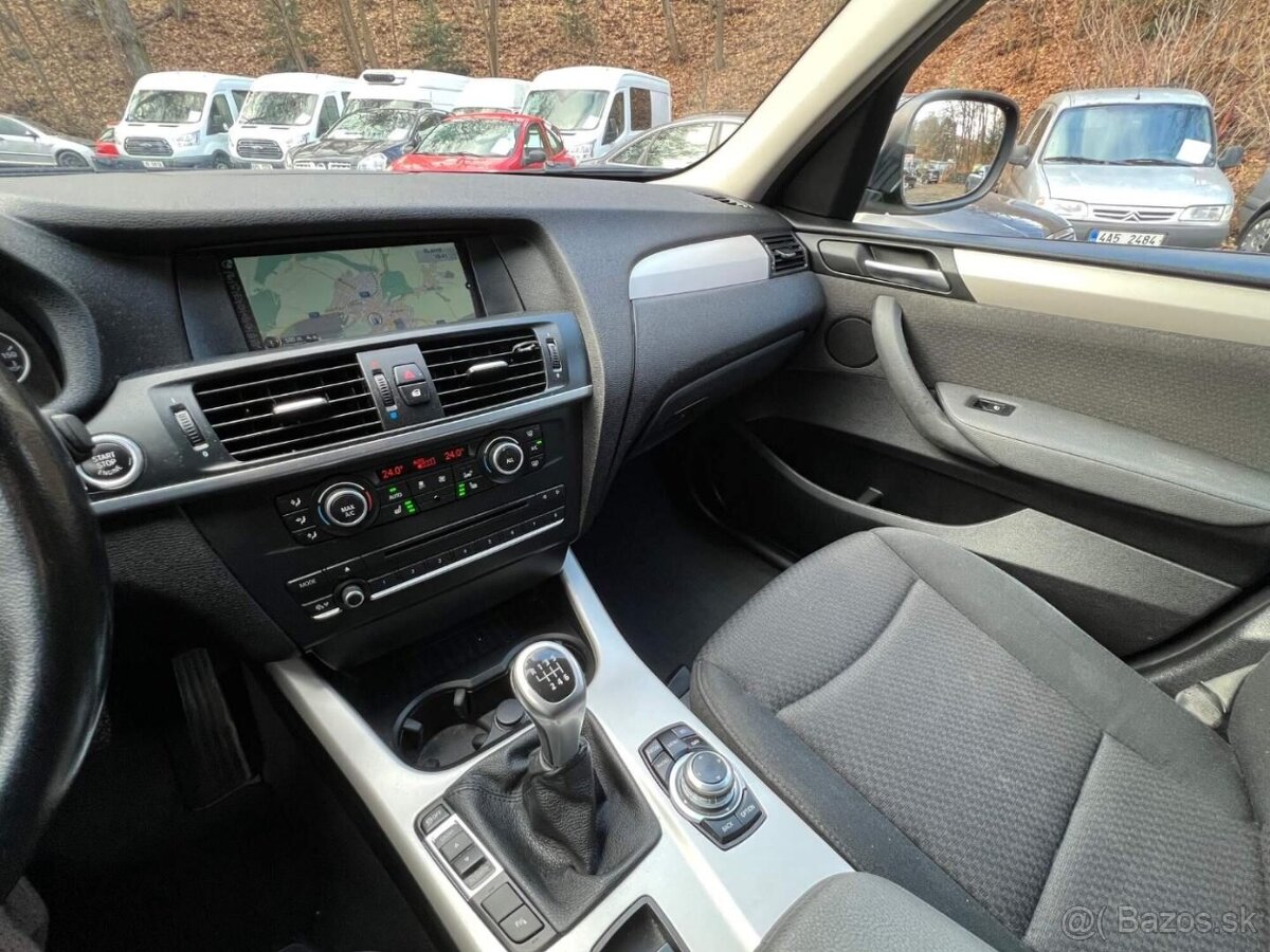 BMW X3 2.0D 105 kW tažné klima navi xenon 2013 STK 11/2027 - 18
