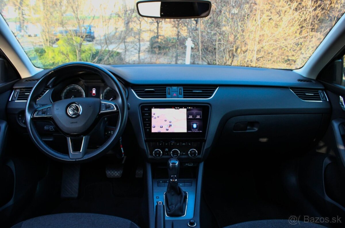 Škoda Octavia Combi 2.0 TDI Team DSG - 18