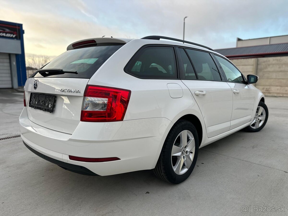Škoda Octavia Combi 2.0 TDI DSG - 18