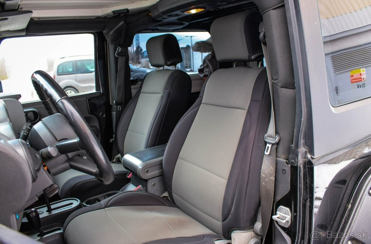 Jeep Wrangler 2.8 CRD Sport A/T - 18