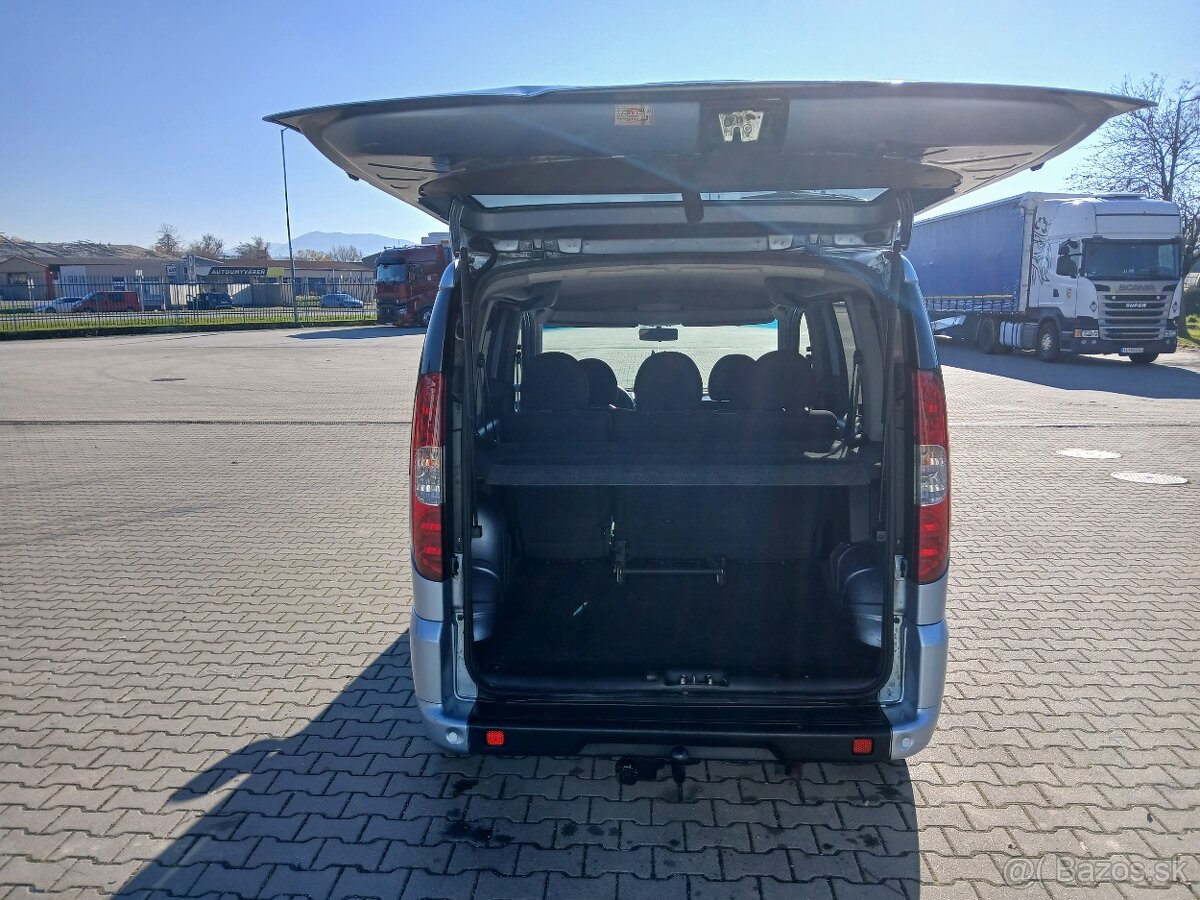 Fiat Doblo 1.3 jtd 62kw Acapulco model 2009 - 18