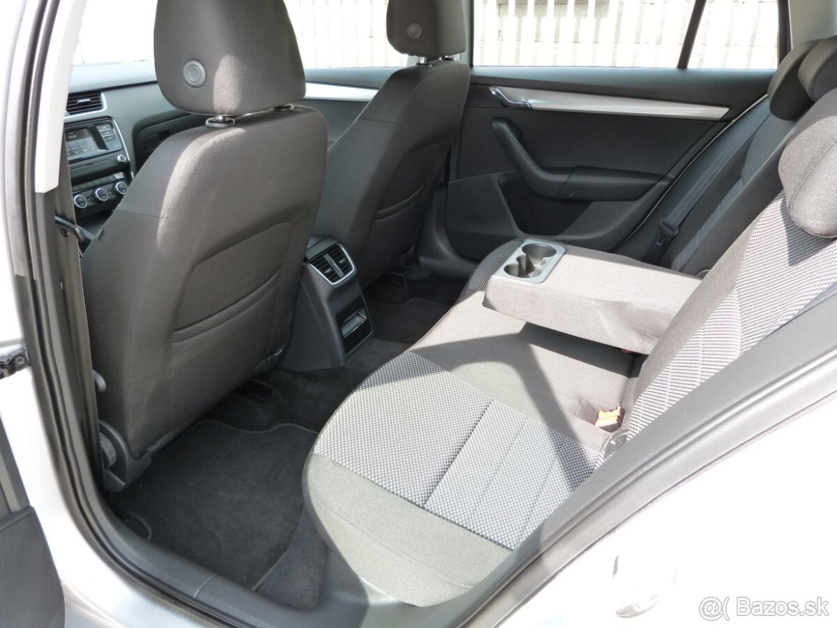 Škoda Octavia Combi 1.6 TDI Ambition - 18