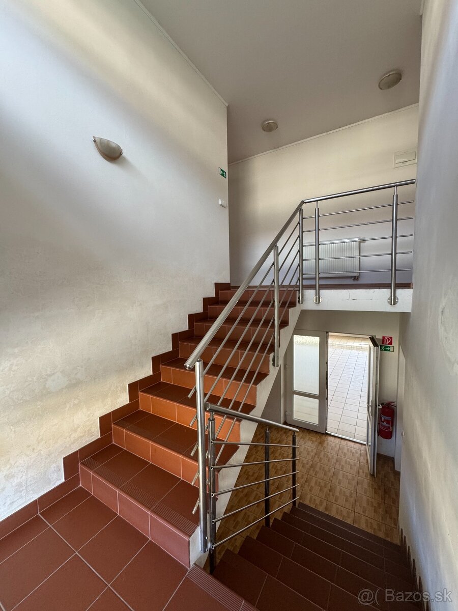 Prenajom výrobno-skladového areálu – Bardejov, Duklianska - 18