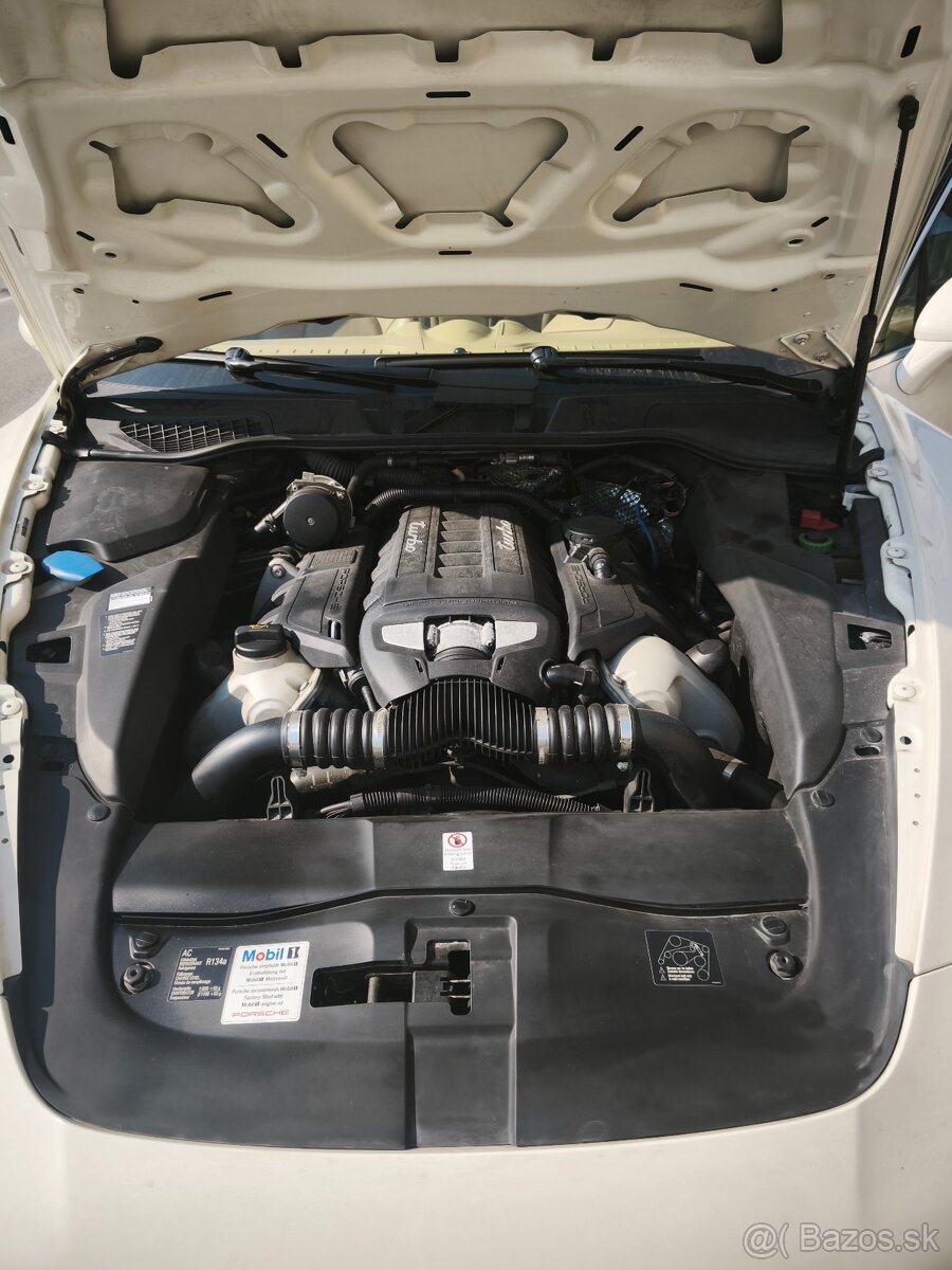 Porsche cayenne 4,8 V8 turbo - 18