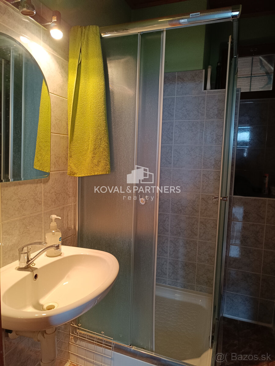 Rekreačný poľovný dom so strelnicou - Horné Otrokovce - 18