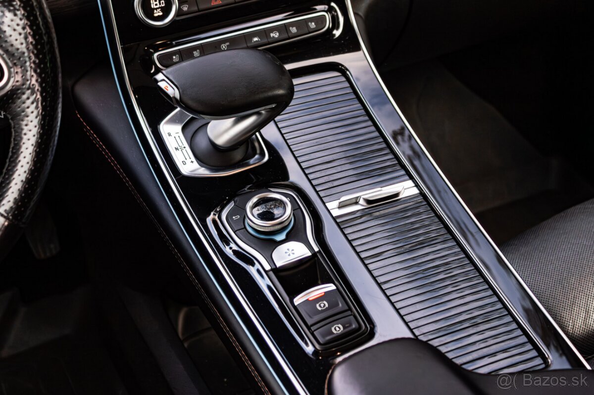 Renault Espace Initiale Paris 147kW / Panoráma / LED Matrix - 18