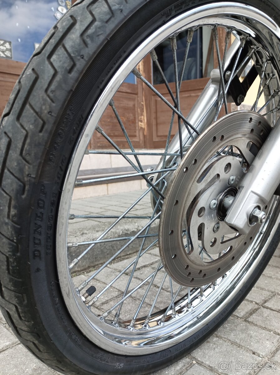 Harley Davidson Sportster XL 883 Custom EU verze 100 LET - 18