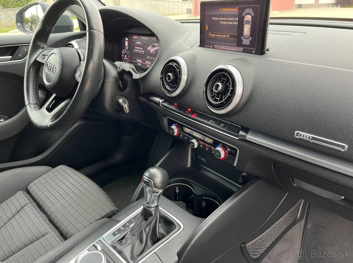 Audi A3 Sportback 2.0 TDI S tronic - 18