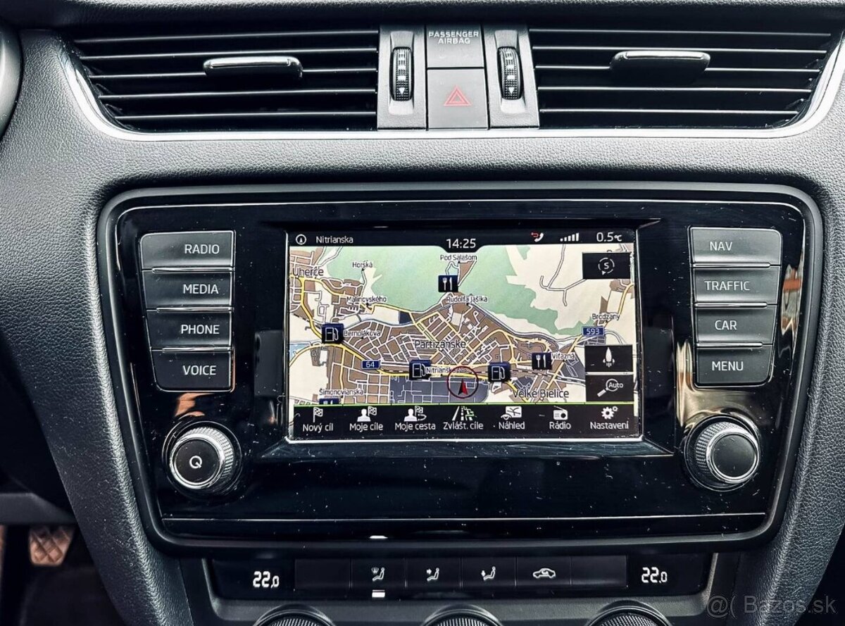 Škoda Octavia Combi 1.6 TDI 110k Active - 18