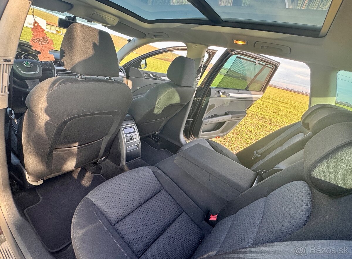 Škoda Superb Scout 4x4 2.0 TDI 103kw DSG+ F1 - 18