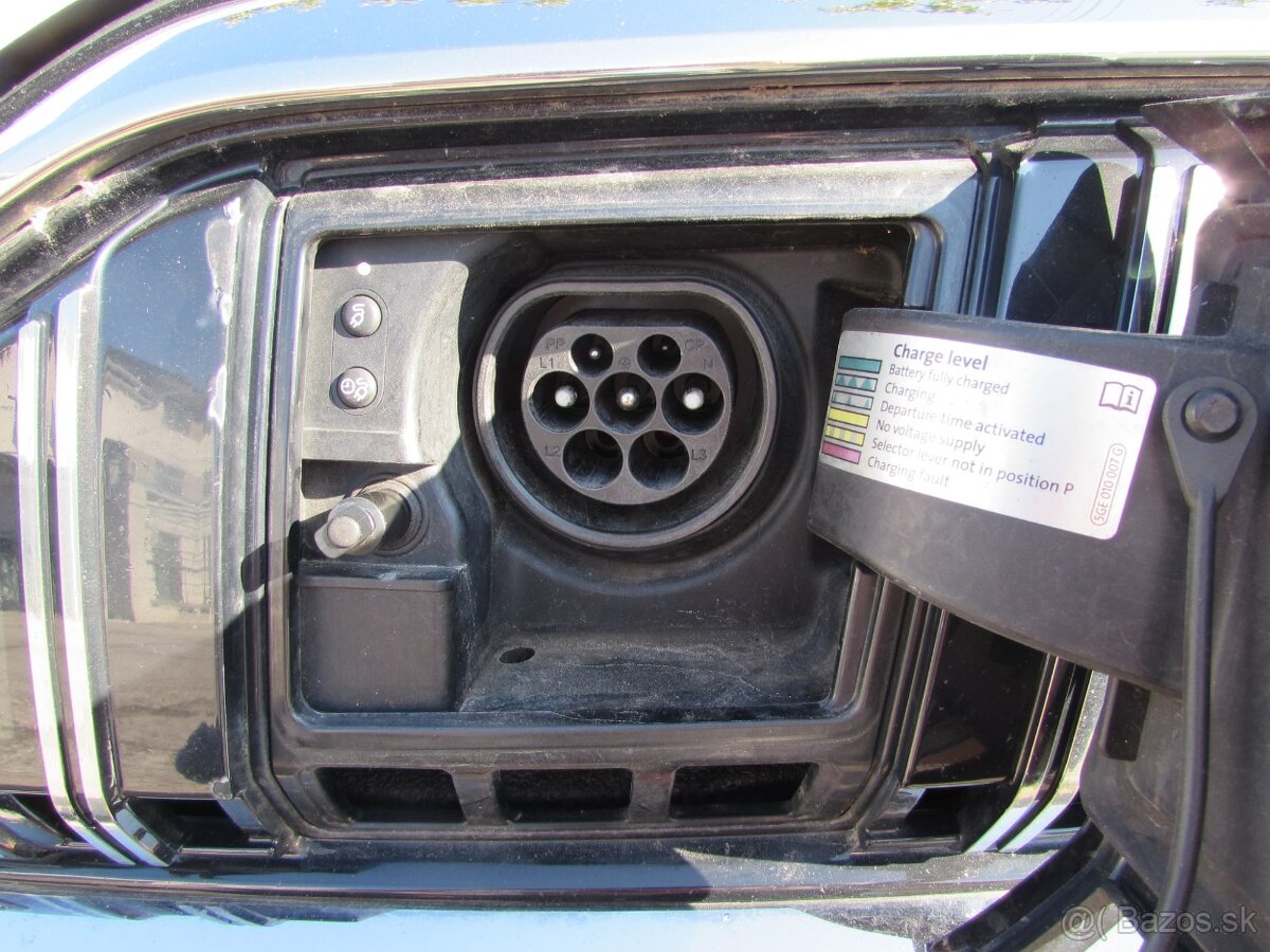 Škoda Superb Combi 1.4 TSI, 160 kW - Laurin & Klement - BENZ - 18