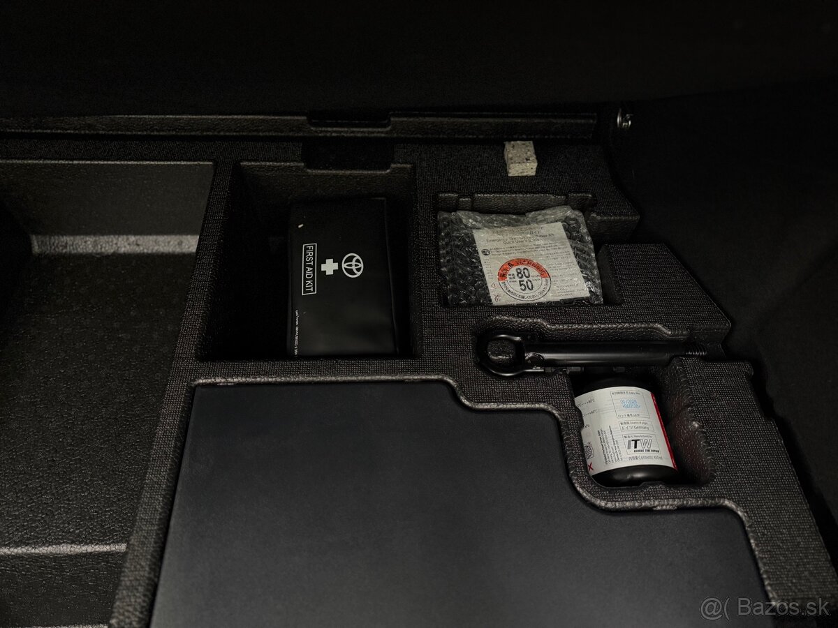 TOYOTA C-HR 2.0 HYBRID BUSINESS | 2022 | 49 000 km - 18