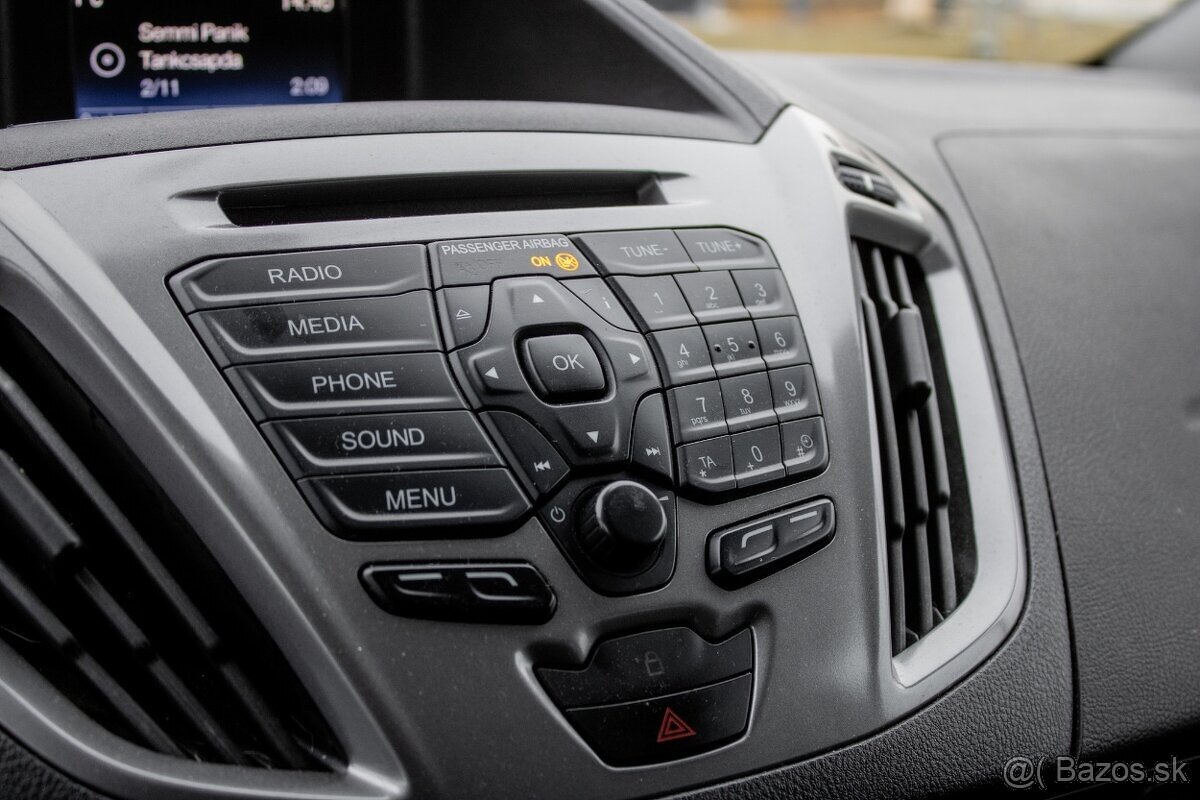 Ford Turneo Custom - 18