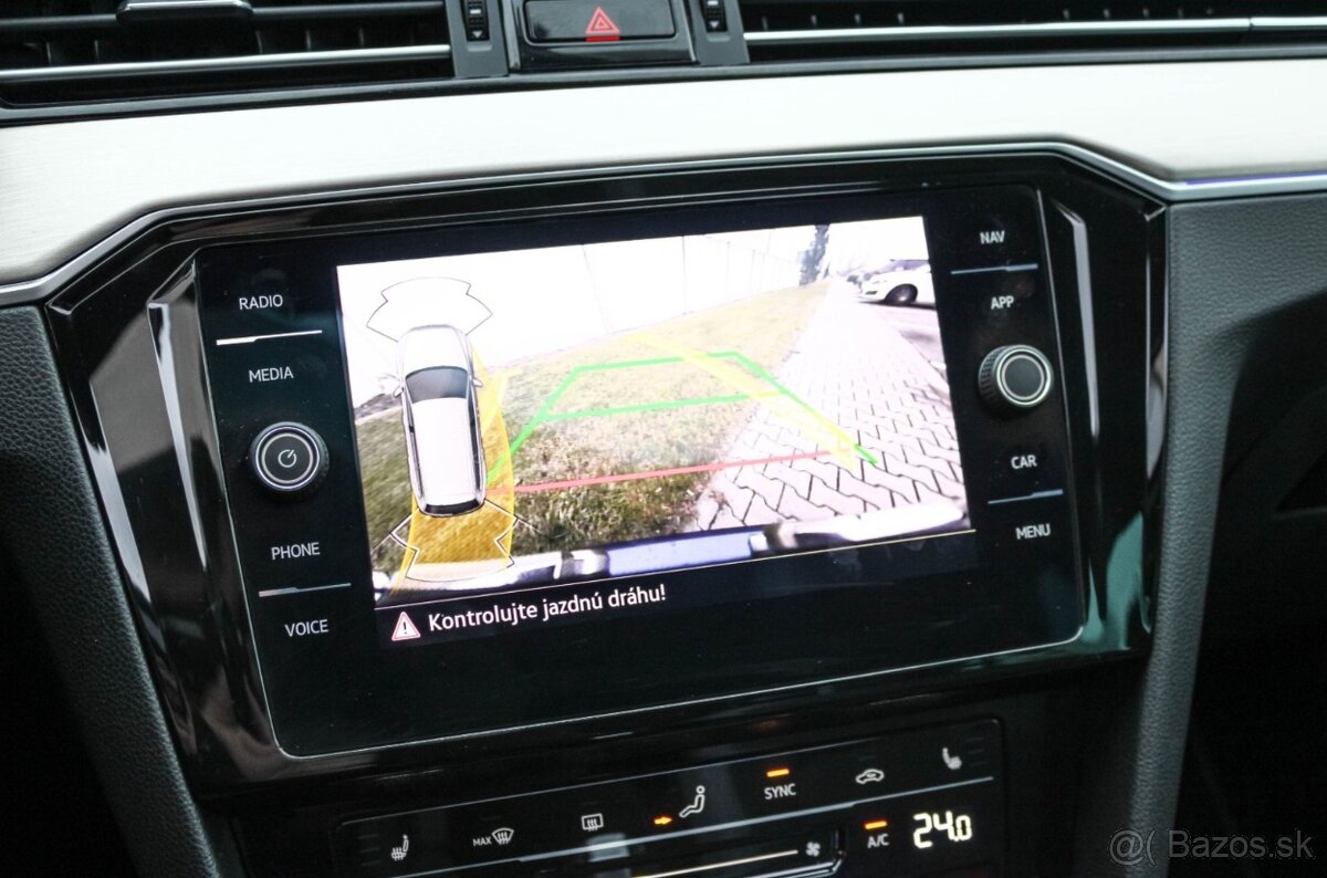 Volkswagen Passat Variant 2.0 TDI EVO Elegance DSG - 18