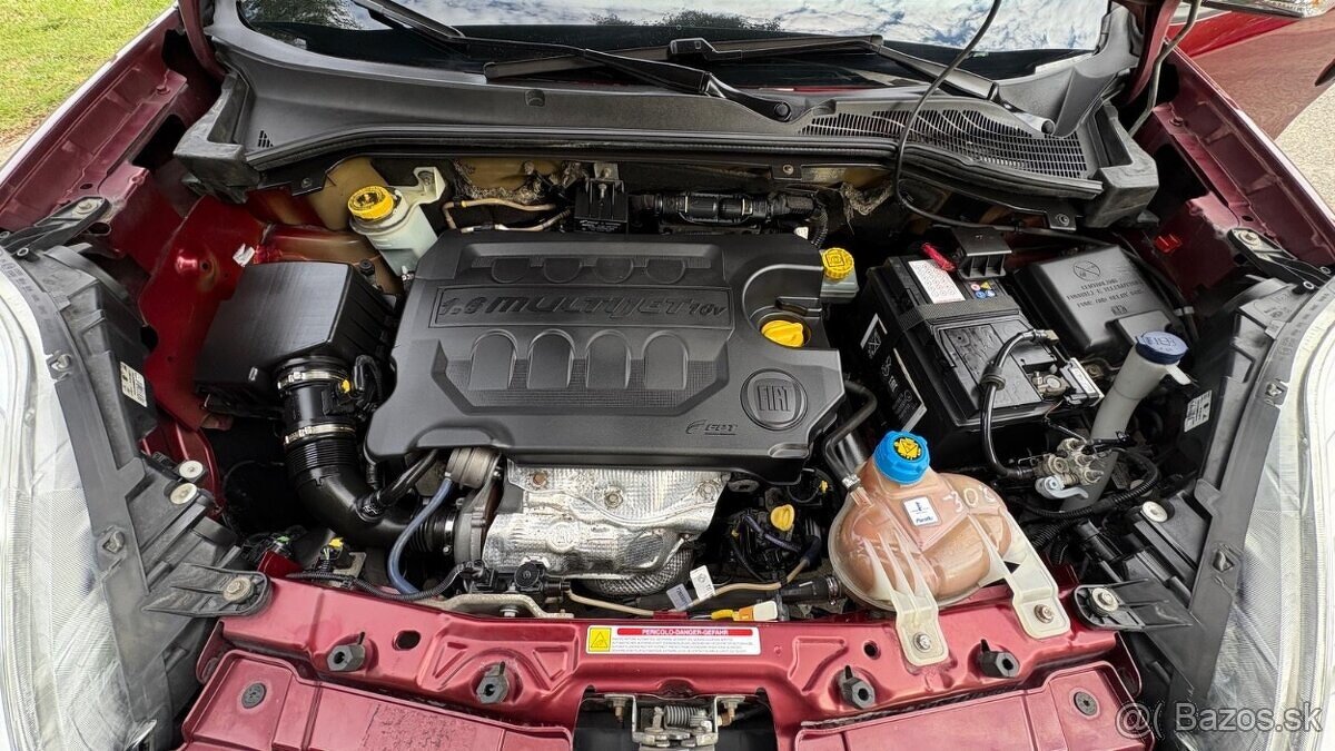 Fiat Dobló Panorama 1.6JTD MULTIJET 105 LOUNGE NOVA STK EK - 18