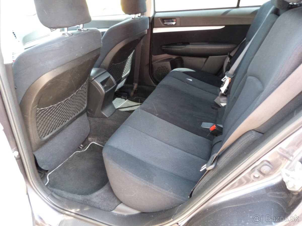 Subaru Outback 2.0 D Comfort - 18