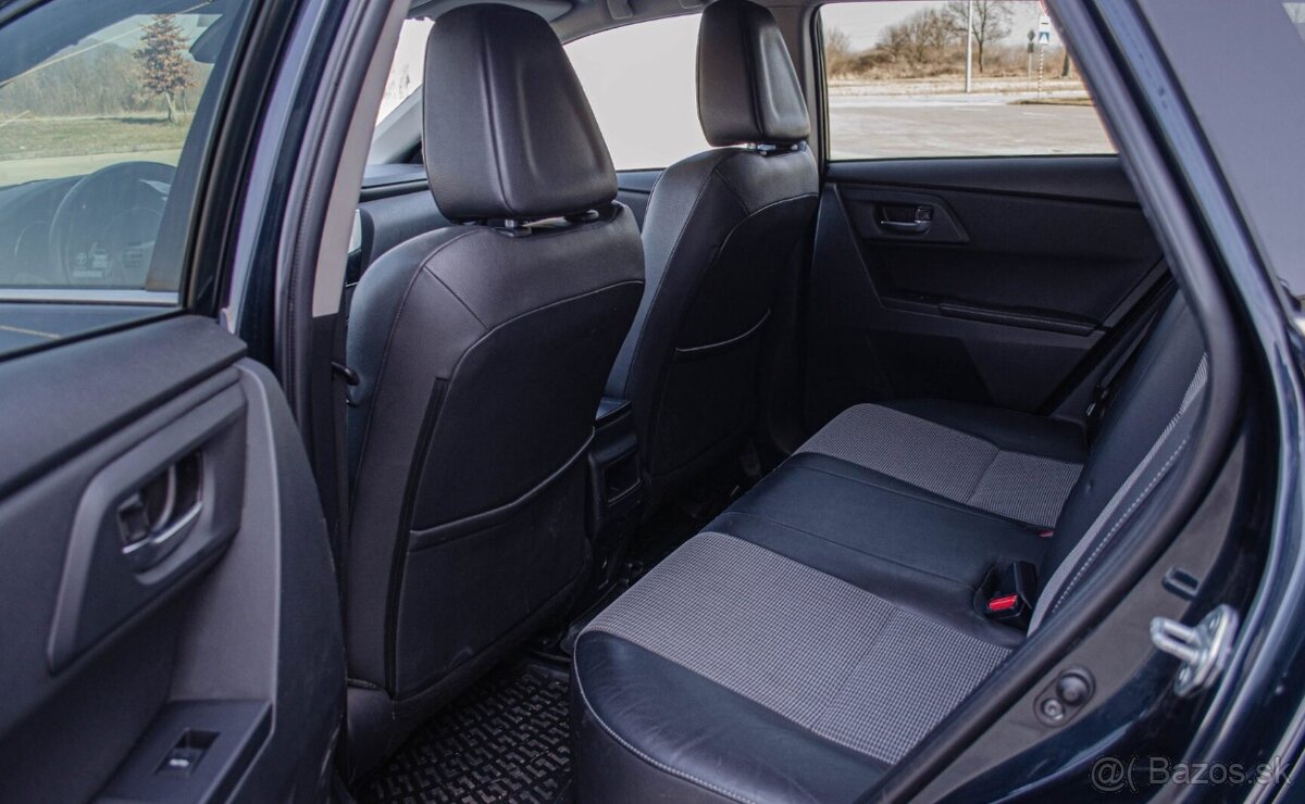 Toyota Auris 1.6i Automat LPG - 18