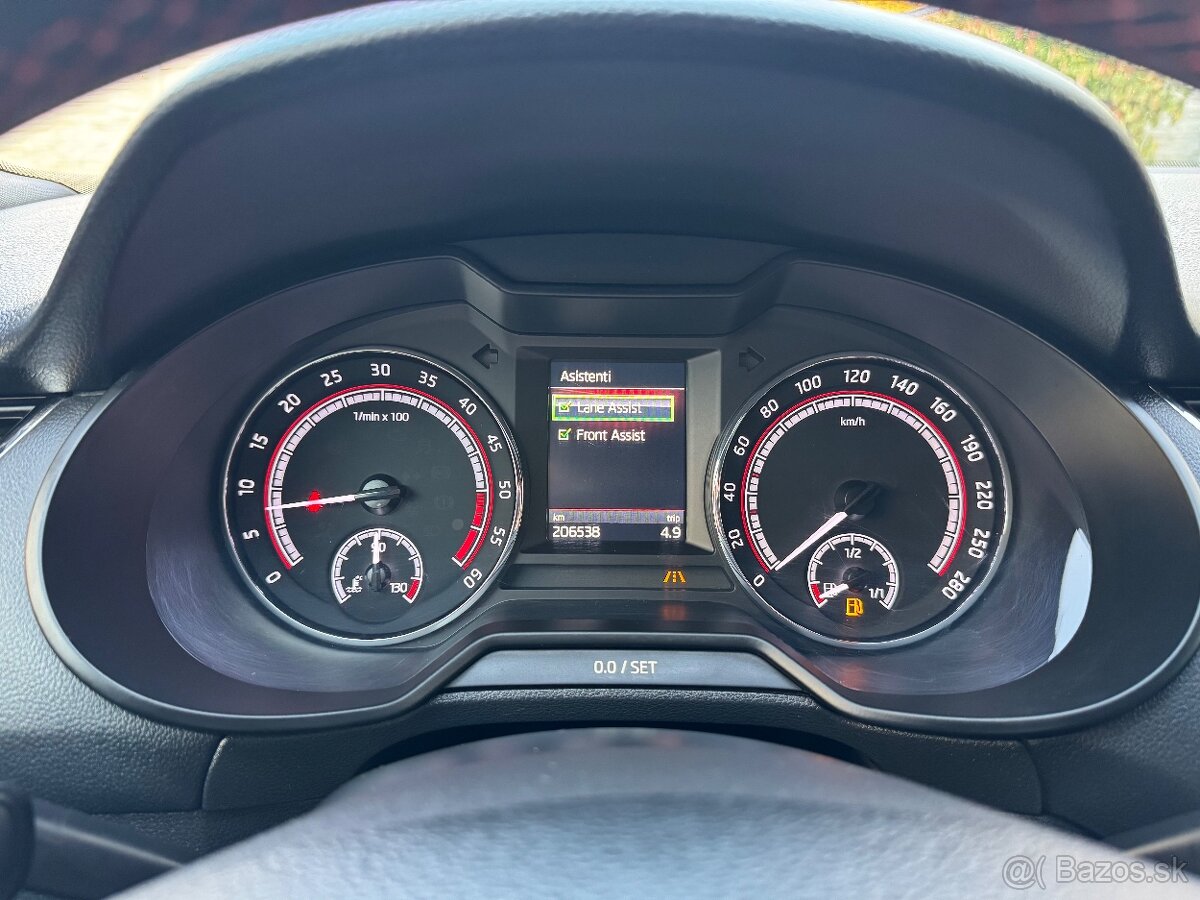 ŠKODA OCTAVIA 3 COMBI RS 2.0 TDI 135KW DSG FACELIFT - 18