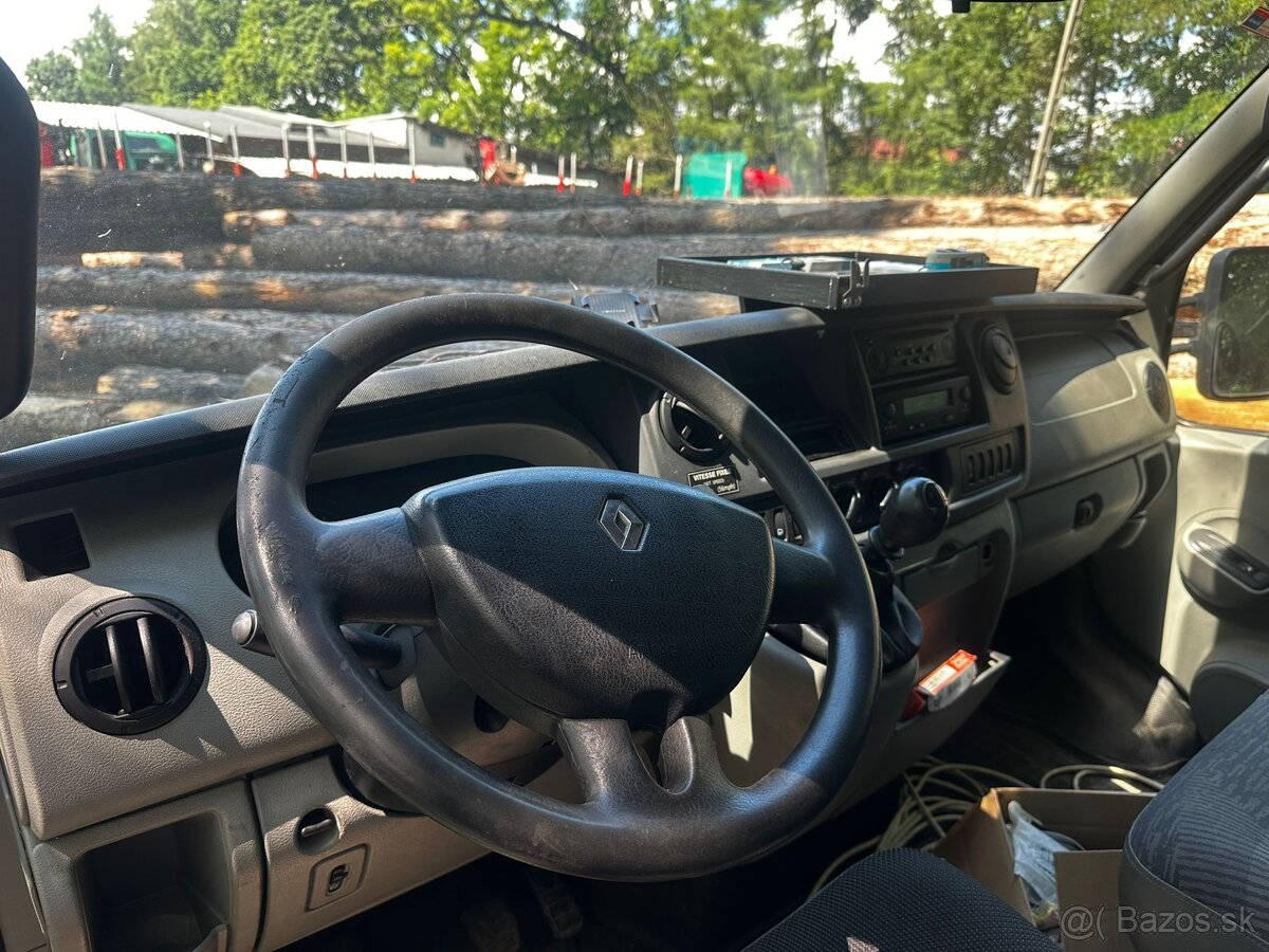 Renault Master 5 tonová verzia s čelom - 18