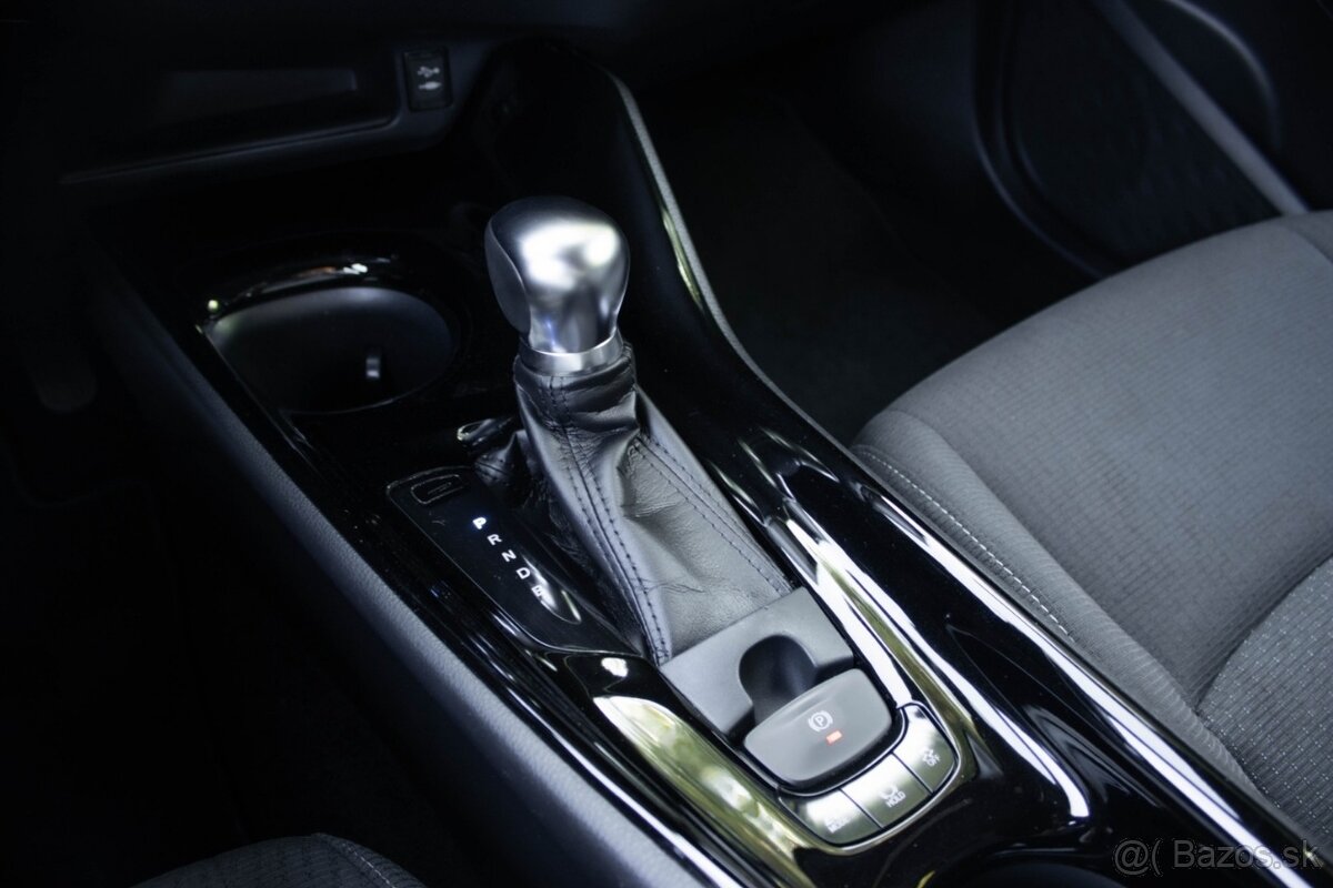 Toyota C-HR 1.8 Hybrid / AJ NA SPLÁTKY / - 18