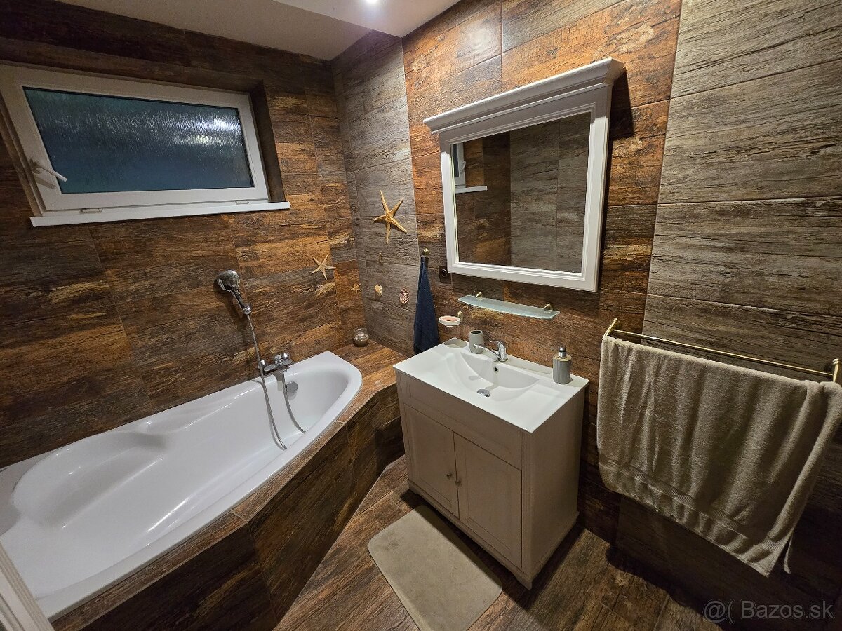 Rodinný dom v obci Kolíňany - 18