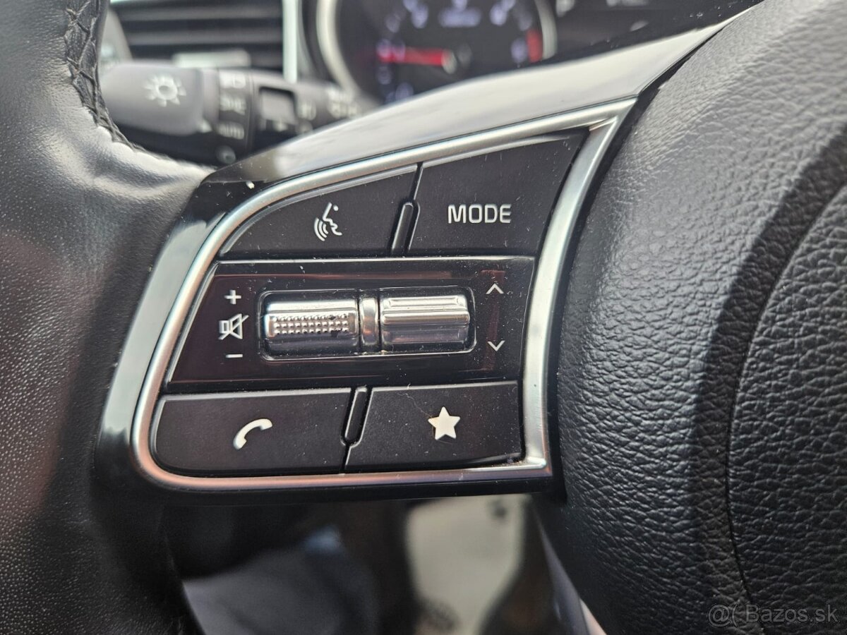 Kia Ceed SW 1.6 CRDi mHEV Gold A/T - 18