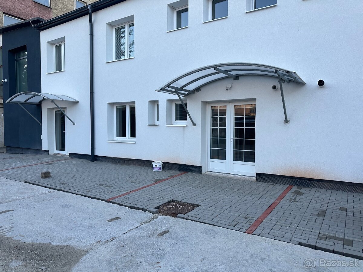 Administratívna budova-kancelárie, obchodný priestor, sklad - 18