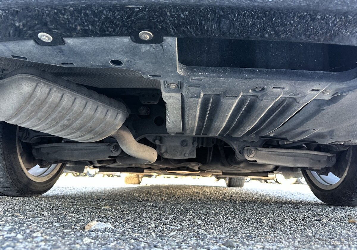 BMW Rad 3 Touring 320d A/T - 18