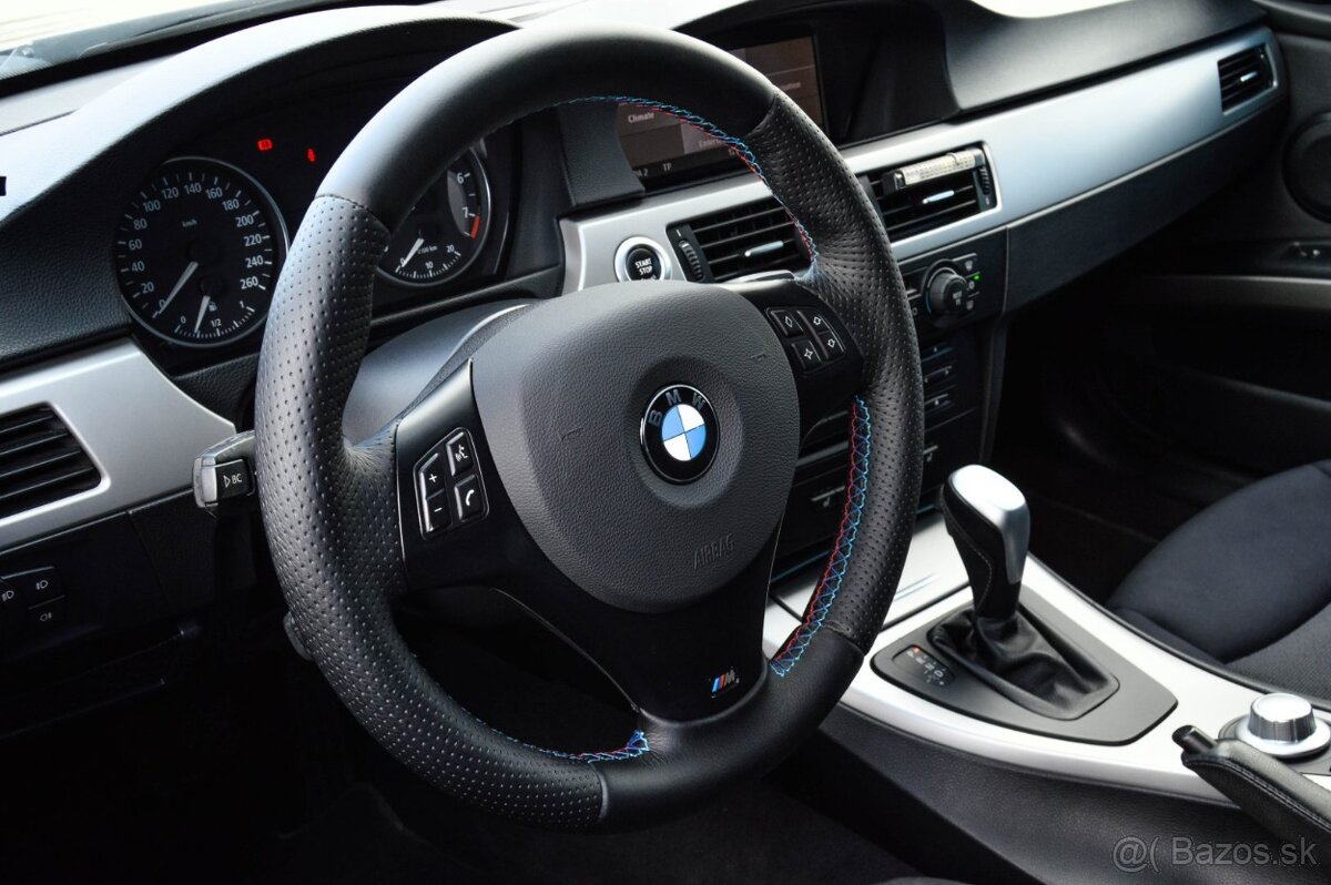 BMW E90 Rad 3 325i A/T - 18