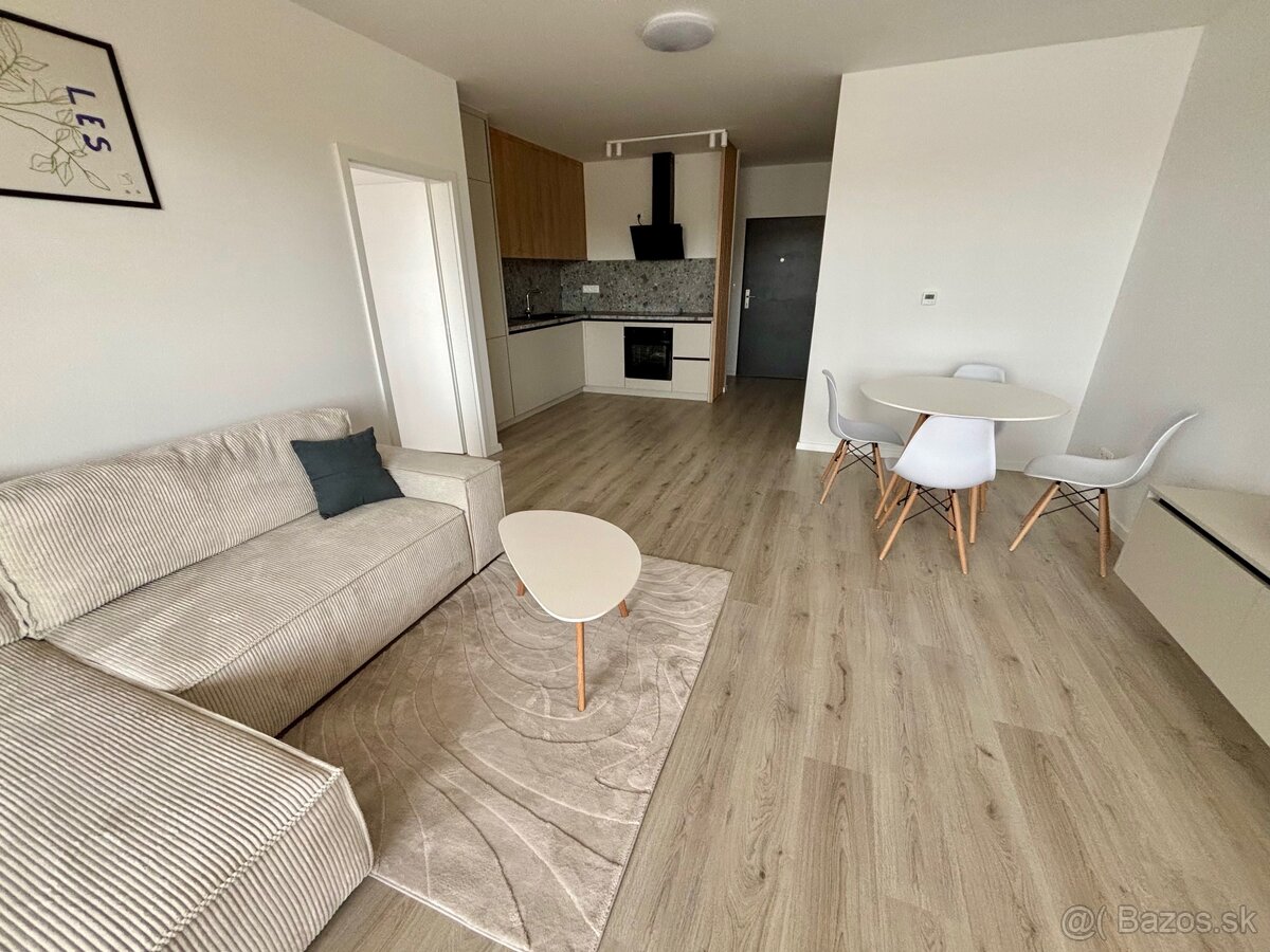 Prenájom 2 izb. Byt Riviéra Nitra - 18