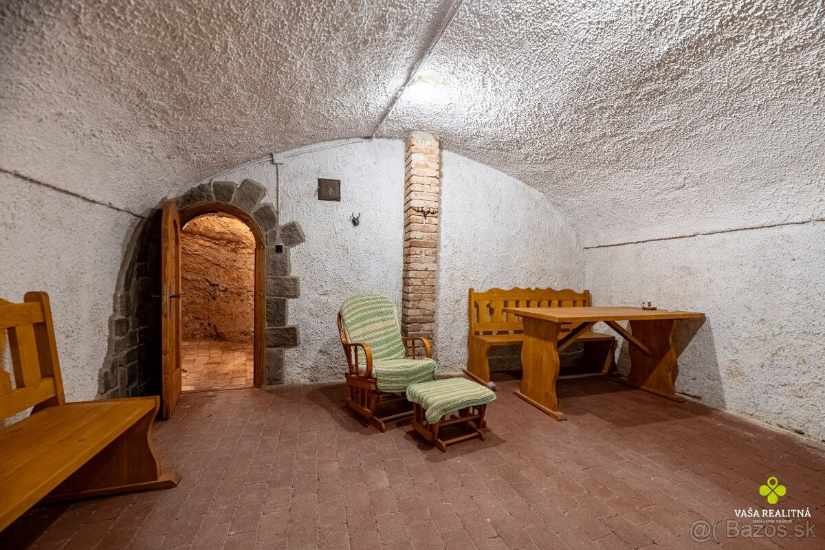 Investícia alebo bývanie v centre Bojníc - 18