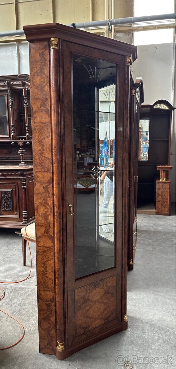 Luxusná talianska vitrína - 18