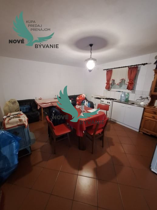 Na predaj dom v druhej rade od mora s výhľadom na more, len - 18