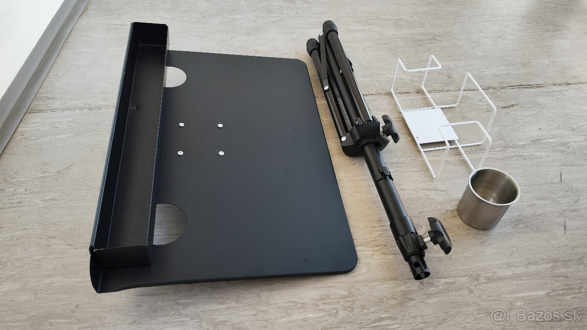 Tetovací stolík - tripod - 18