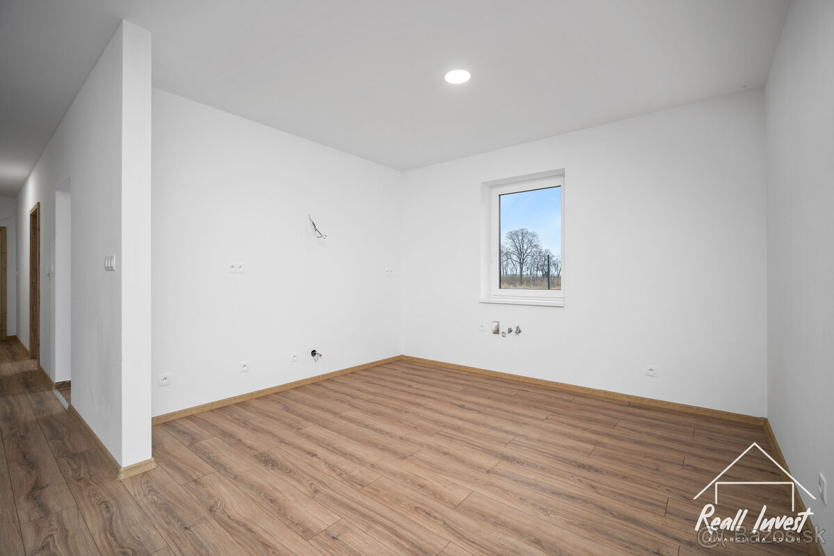 4-izbový rodinný dom na predaj v Cíferi - časť Karlov Dvor - 18