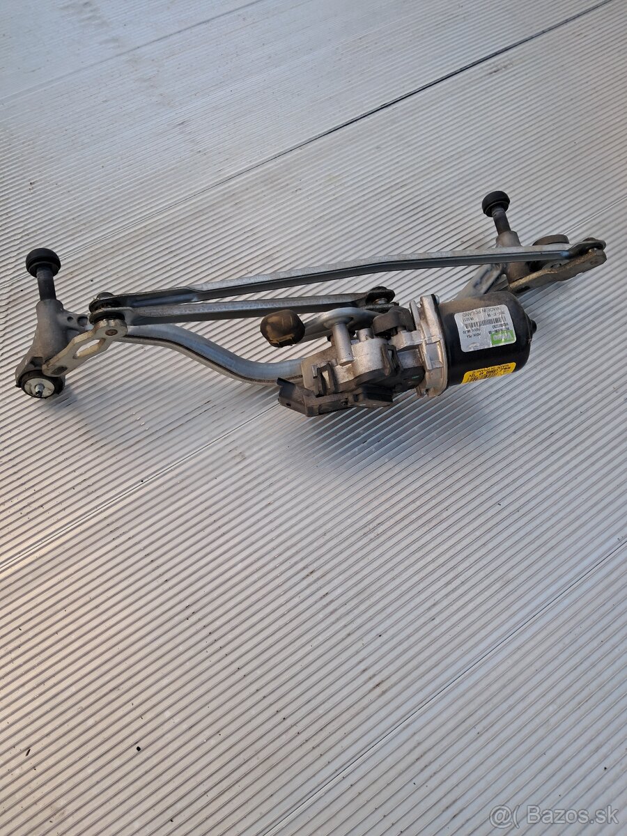 Predám diely citroen c3 picasso 1.4vti 70kw - 18