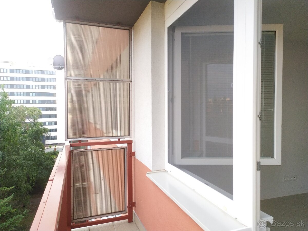 2 izbový byt s balkónom Nitra Centrum - Staré mesto - 18