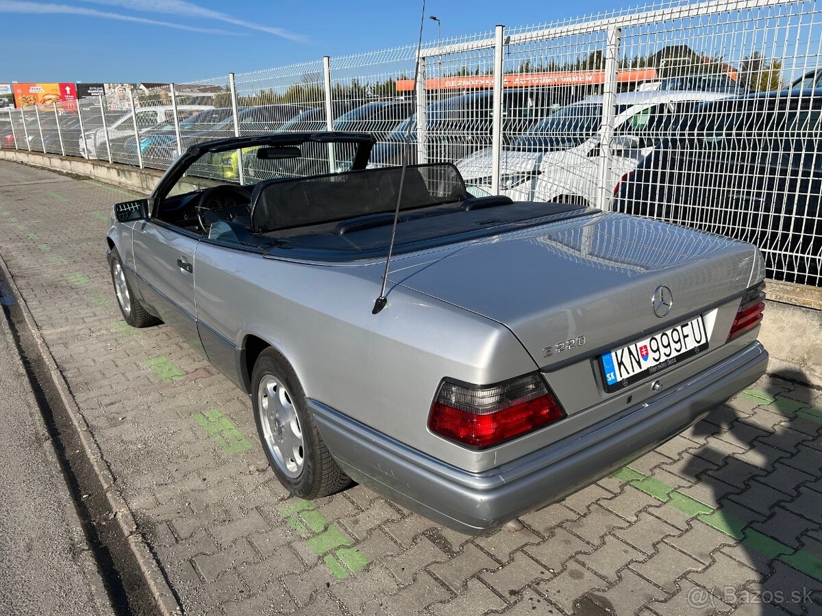 Mercedes-Benz E trieda Kabriolet E220 Cabrio - 18