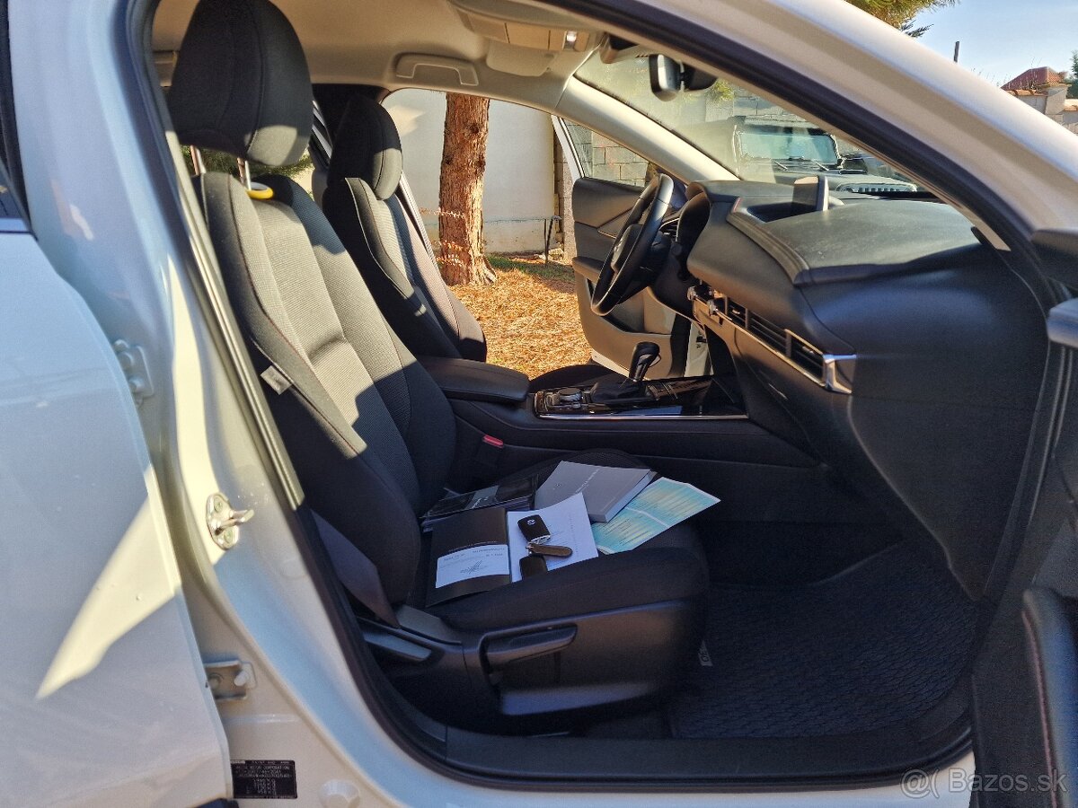 Mazda CX-30 e-Skyactiv 186k Homura A/T6 (benzín) kup.SR - 18