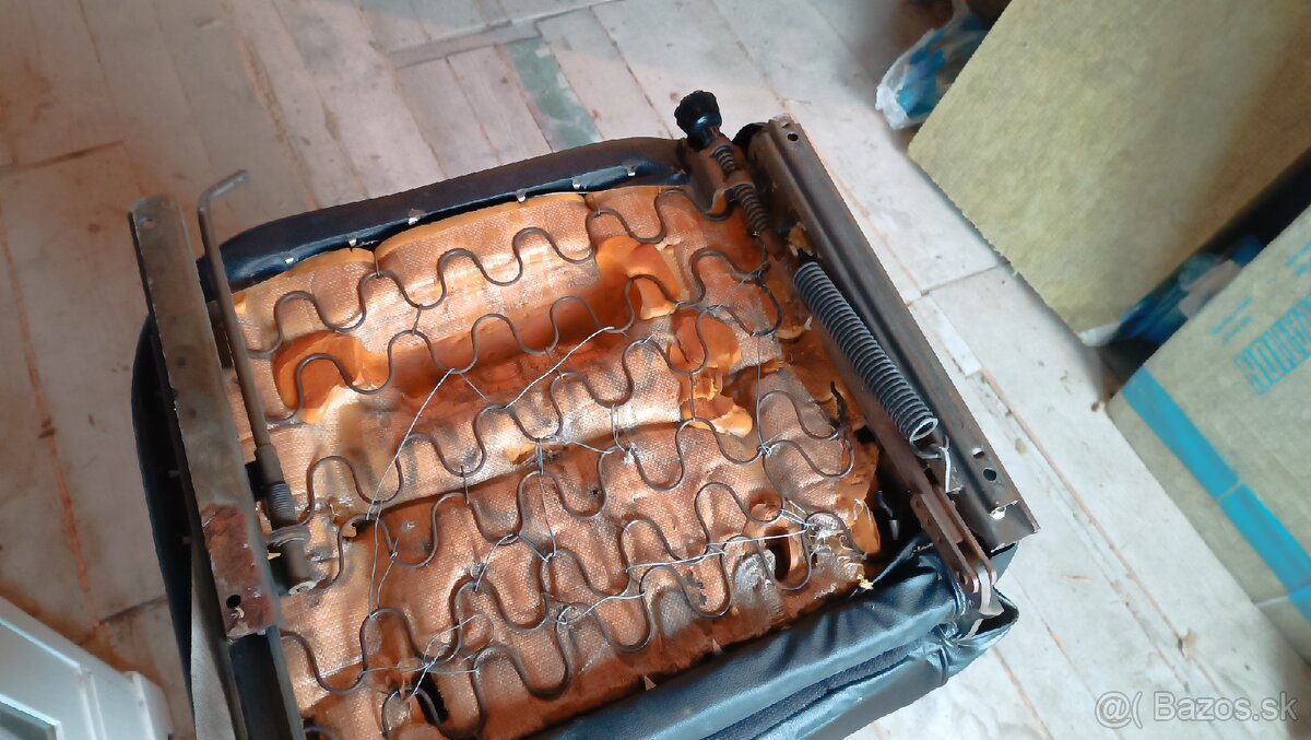 Lada Vaz Žiguli sedačky - 18